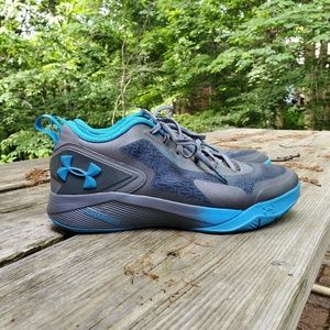UNDER ARMOUR CLUTCHFIT 12 Men's Basketball shoes